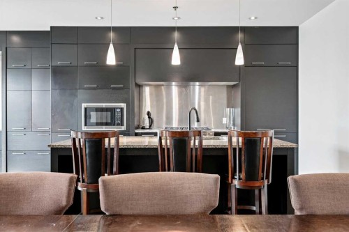 606 Aspen Meadows Hill Sw, Calgary, AB - Indoor