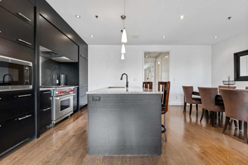 606 Aspen Meadows Hill Sw, Calgary, AB - Indoor Photo Showing Kitchen With Upgraded Kitchen