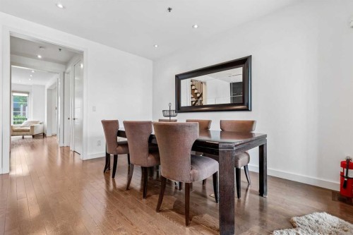 606 Aspen Meadows Hill Sw, Calgary, AB - Indoor Photo Showing Kitchen With Upgraded Kitchen