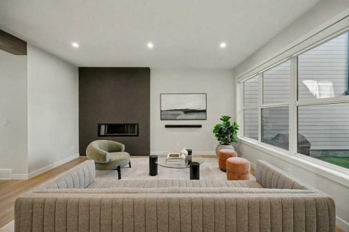 123 Treeline View Sw, Calgary, AB - Indoor