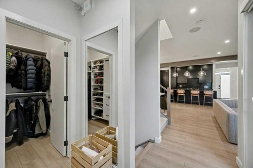 123 Treeline View Sw, Calgary, AB - Indoor Photo Showing Other Room