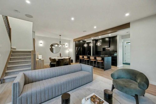 123 Treeline View Sw, Calgary, AB - Indoor Photo Showing Living Room