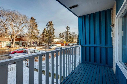 23 Dovercliffe Way Se, Calgary, AB - Outdoor With Balcony