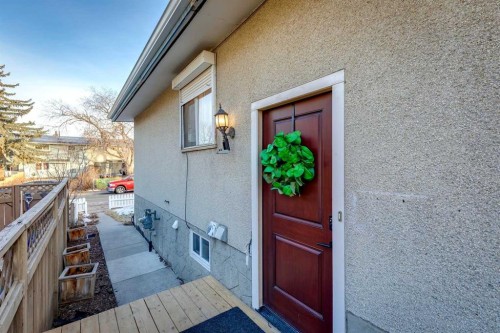 23 Dovercliffe Way Se, Calgary, AB - Outdoor With Exterior