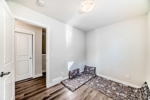 30 Evanscrest Park Nw, Calgary, AB - Indoor Photo Showing Other Room