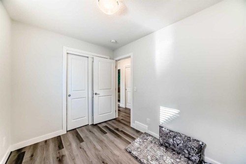 30 Evanscrest Park Nw, Calgary, AB - Indoor Photo Showing Other Room