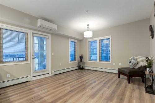 316-30 Mahogany Mews Se, Calgary, AB - Indoor Photo Showing Other Room