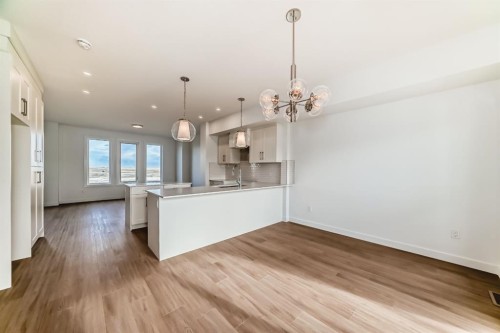 63-145 Cheslea Mews, Chestermere, AB - Indoor Photo Showing Kitchen