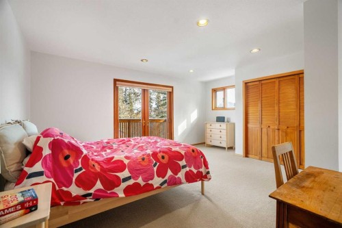 1021 Rundleview Drive, Canmore, AB - Indoor Photo Showing Bedroom