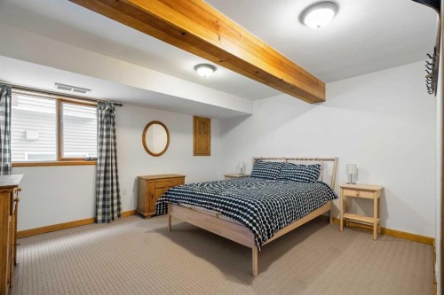 1021 Rundleview Drive, Canmore, AB - Indoor Photo Showing Bedroom