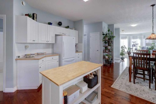 1310 23 Avenue, Didsbury, AB - Indoor