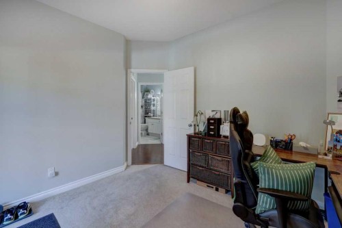 1310 23 Avenue, Didsbury, AB - Indoor