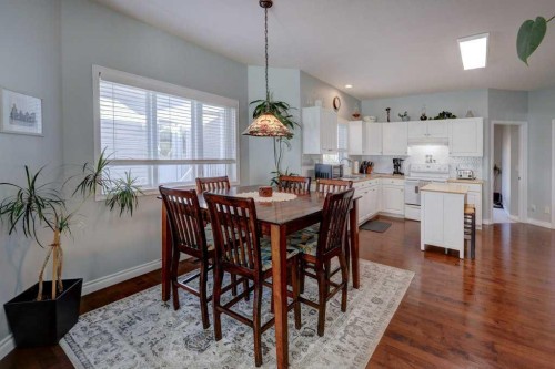 1310 23 Avenue, Didsbury, AB - Indoor Photo Showing Dining Room