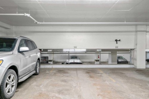 1804-210 15 Avenue Se, Calgary, AB - Indoor Photo Showing Garage