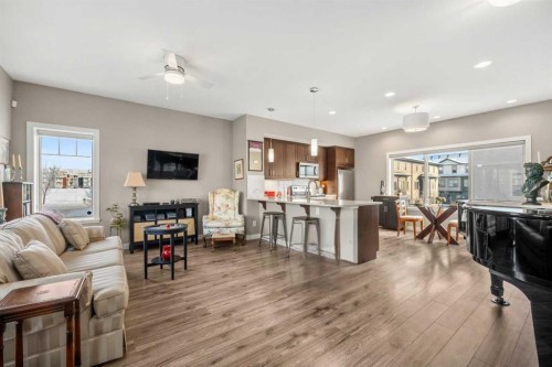 1006-32 Horseshoe Crescent  Cochrane, AB T4C 2P4