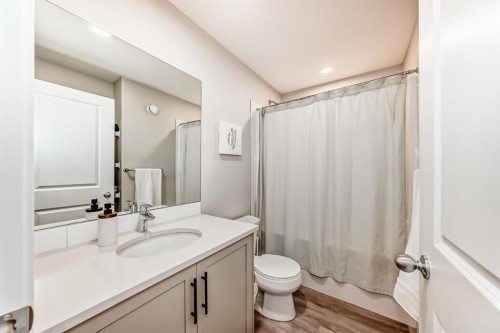 36 Carringvue Way Nw, Calgary, AB - Indoor Photo Showing Bathroom