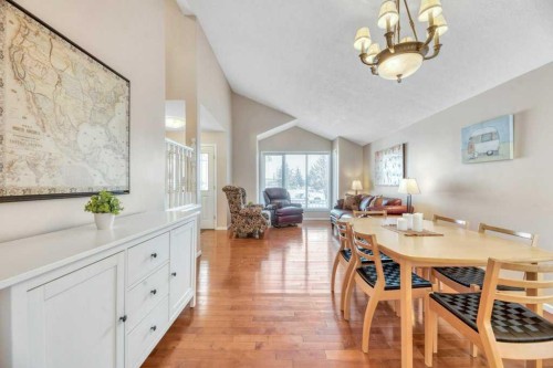 11 Maple Garden, Strathmore, AB - Indoor Photo Showing Dining Room