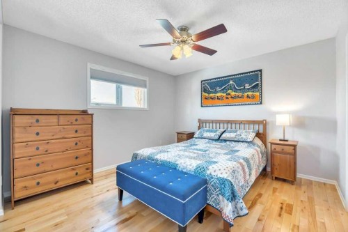 11 Maple Garden, Strathmore, AB - Indoor Photo Showing Bedroom