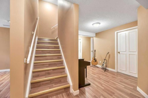 11 Maple Garden, Strathmore, AB - Indoor Photo Showing Other Room