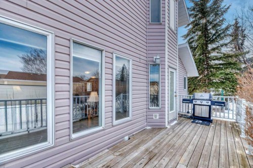 11 Maple Garden, Strathmore, AB - Outdoor With Deck Patio Veranda