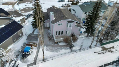 11 Maple Garden, Strathmore, AB - Outdoor