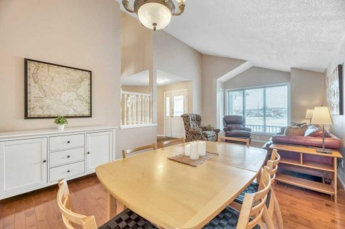 11 Maple Garden, Strathmore, AB - Indoor