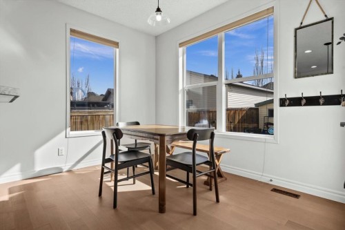 800 Prestwick Circle Se, Calgary, AB - Indoor Photo Showing Dining Room
