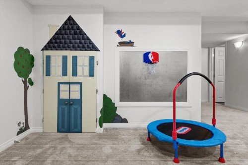 800 Prestwick Circle Se, Calgary, AB - Indoor Photo Showing Other Room