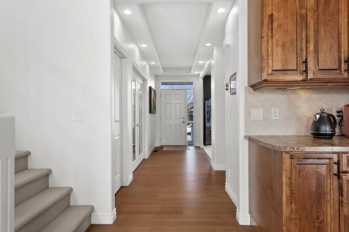 800 Prestwick Circle Se, Calgary, AB - Indoor