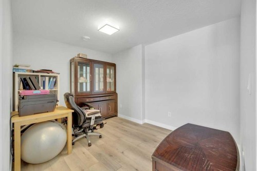 23 Coutts Close, Olds, AB - Indoor