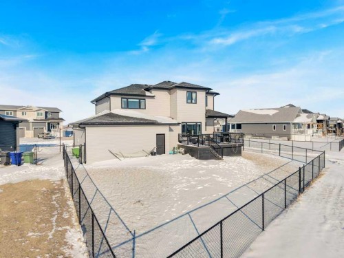23 Coutts Close, Olds, AB - Outdoor