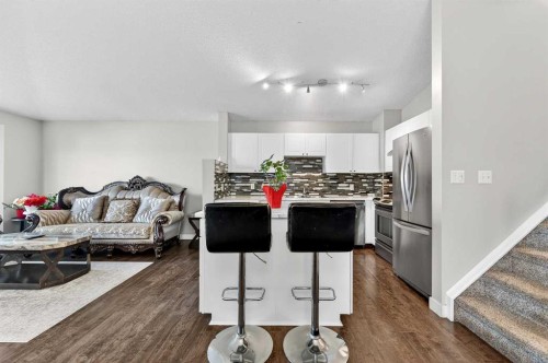 312 Martin Crossing Way Ne, Calgary, AB - Indoor Photo Showing Kitchen
