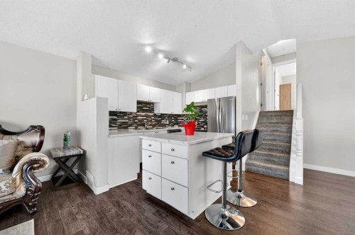 312 Martin Crossing Way Ne, Calgary, AB - Indoor Photo Showing Kitchen
