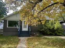 2359 22A Street NW Calgary, AB T2M 3X6