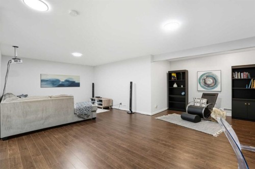 270 Everoak Drive Sw, Calgary, AB - Indoor