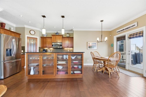 4 Bridle Estates Road Sw, Calgary, AB - Indoor