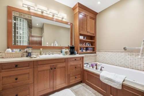4 Bridle Estates Road Sw, Calgary, AB - Indoor Photo Showing Bathroom