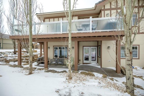 4 Bridle Estates Road Sw, Calgary, AB - Outdoor