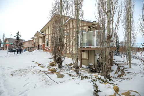 4 Bridle Estates Road Sw, Calgary, AB - Outdoor