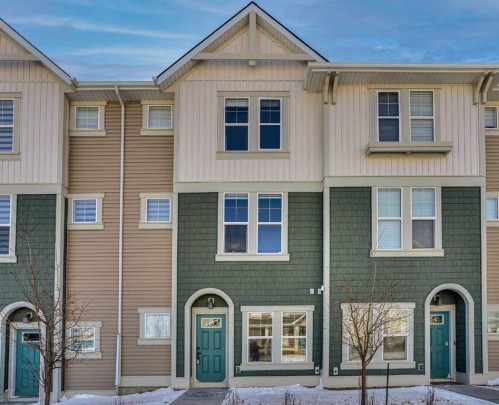 229 South Point Park SW Airdrie, AB T4B 5G8