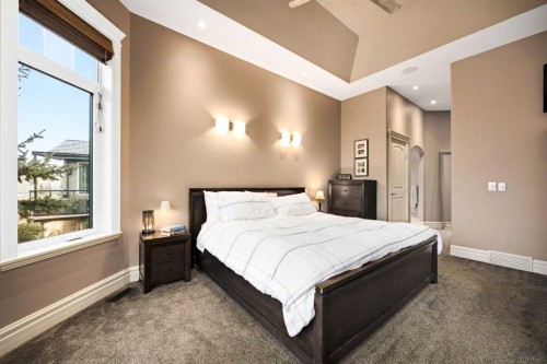 140 Gleneagles Landing, Cochrane, AB - Indoor Photo Showing Bedroom