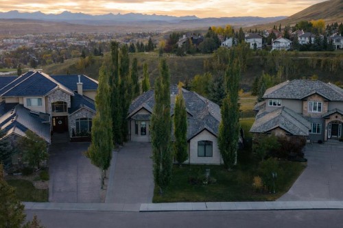 140 Gleneagles Landing, Cochrane, AB - Outdoor With Facade