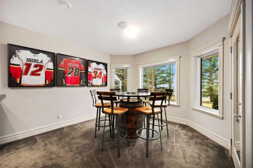 140 Gleneagles Landing, Cochrane, AB - Indoor Photo Showing Dining Room