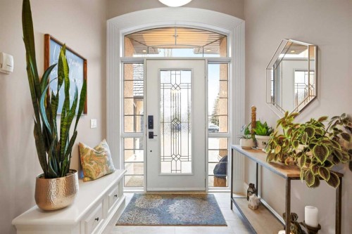 140 Gleneagles Landing, Cochrane, AB - Indoor Photo Showing Other Room