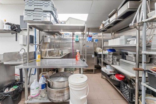 3220 17 Avenue Sw, Calgary, AB 