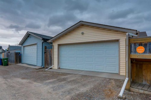 117 Cramond Crescent Se, Calgary, AB - Outdoor With Exterior