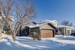 10 Somerside Manor SW Calgary, AB T2Y 3G5