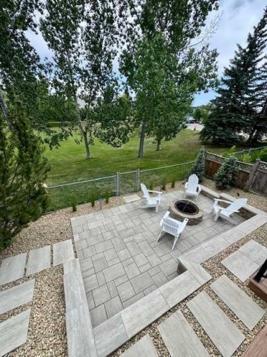 10 Somerside Manor Sw, Calgary, AB - Outdoor