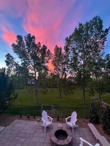 10 Somerside Manor Sw, Calgary, AB - Outdoor