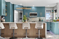 61 Somerset Crescent SW Calgary, AB T2Y 3V8